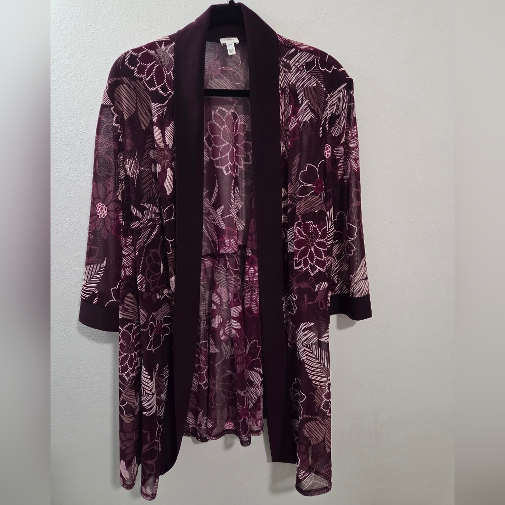 Dressbarn Floral Sheer Kimono Style Jacket. 20w. Like New